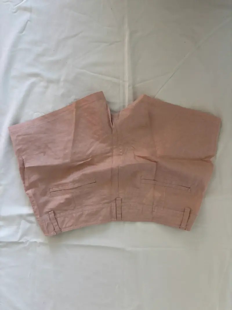 Shorts rosados con detalles bordados - 2