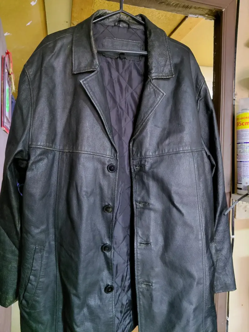 Abrigo de cuero negro para hombre - 6