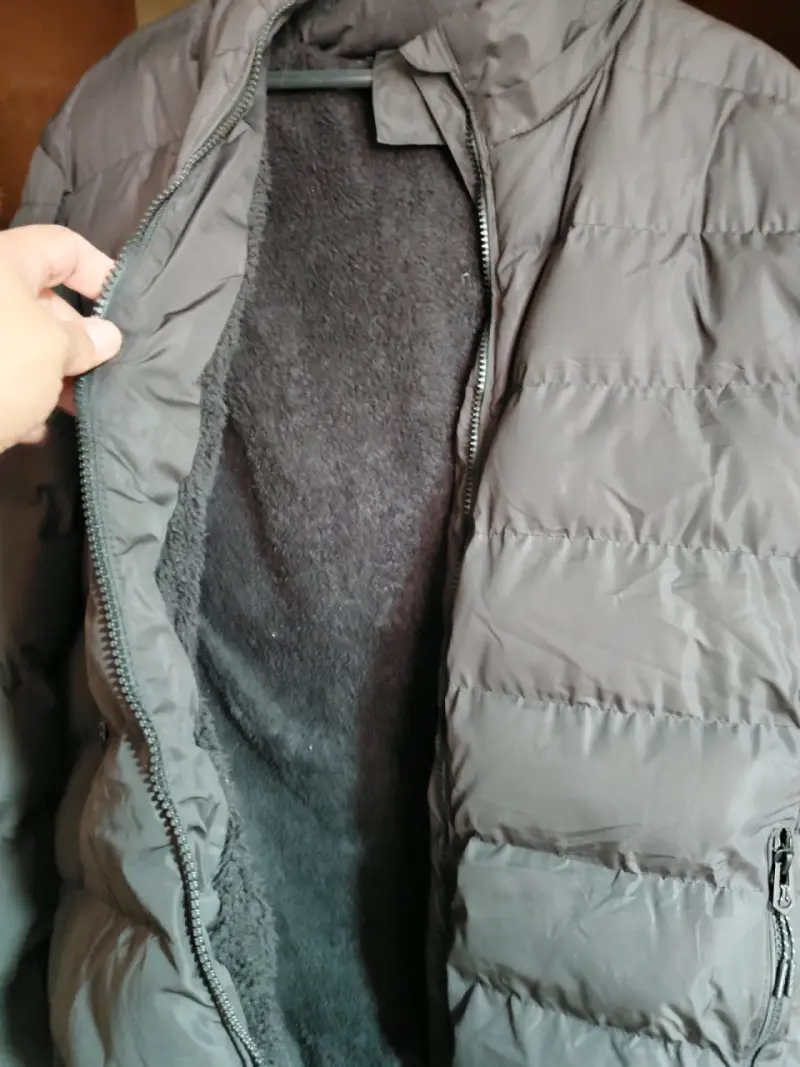 Chaqueta acolchada gris con capucha - 5