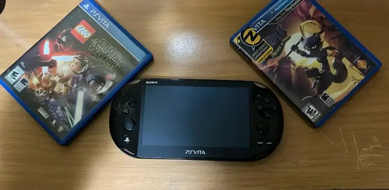 Consola portátil Sony PS Vita en buen estado - 4