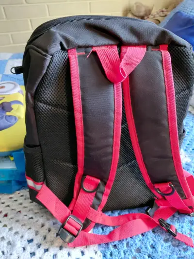 Mochila infantil Miliad con dinosaurio - miniatura 6