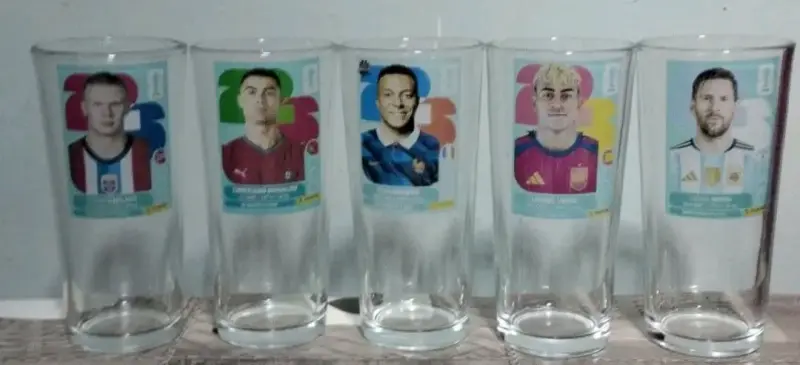 Set de vasos coleccionables de fútbol - 1
