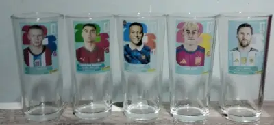 Set de vasos coleccionables de fútbol - miniatura 1