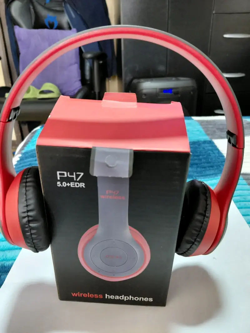 Auriculares inalámbricos P47 Bluetooth rojo - 2