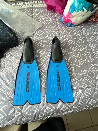 Traje buceo y Aletas de buceo azules talla 39-40 - miniatura 3
