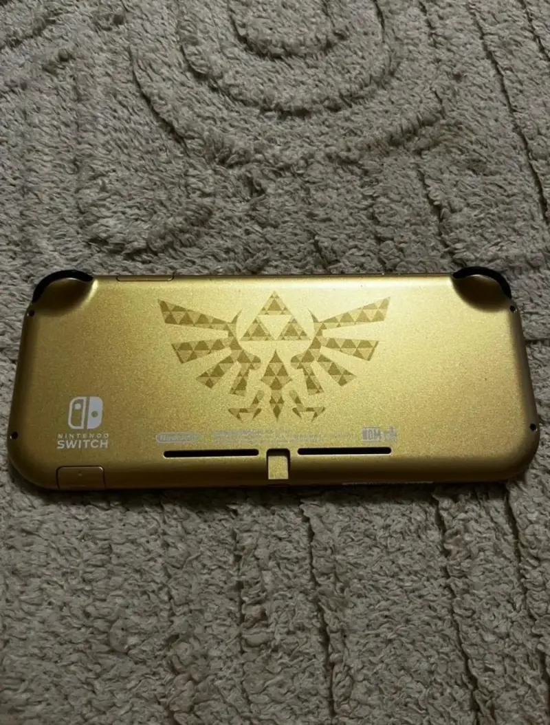 Switch Lite edición zelda - 2