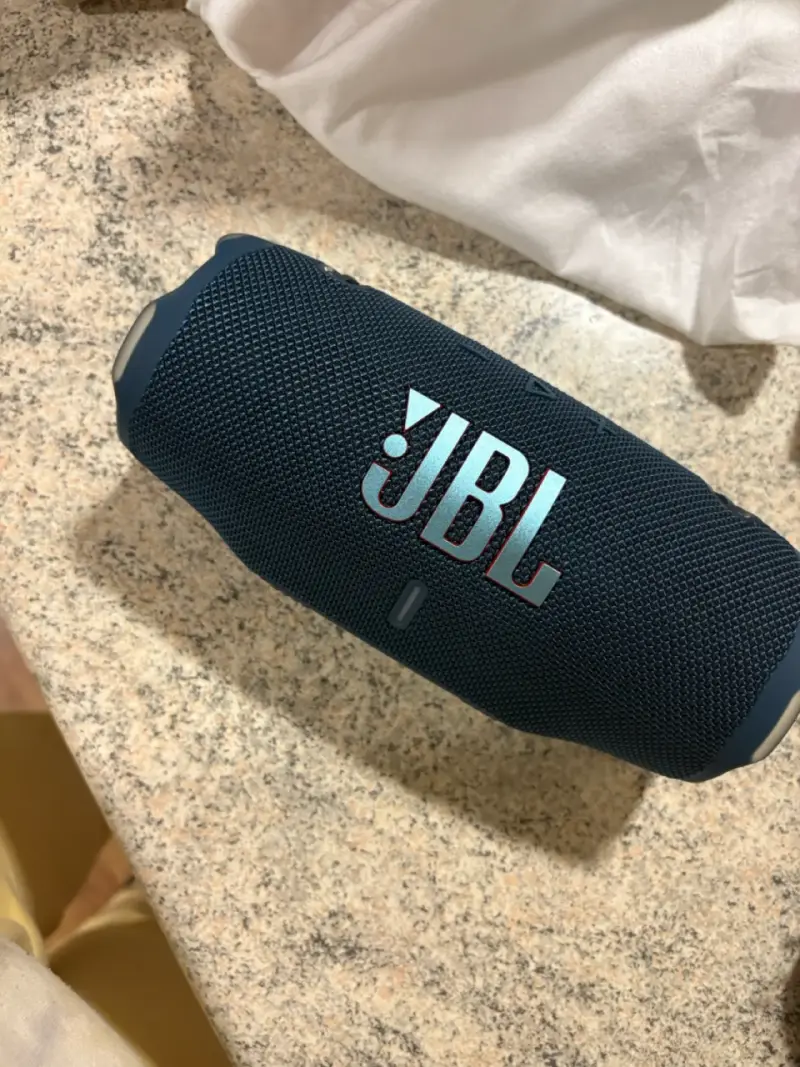 Parlante Bluetooth JBL Charge 6 - 2