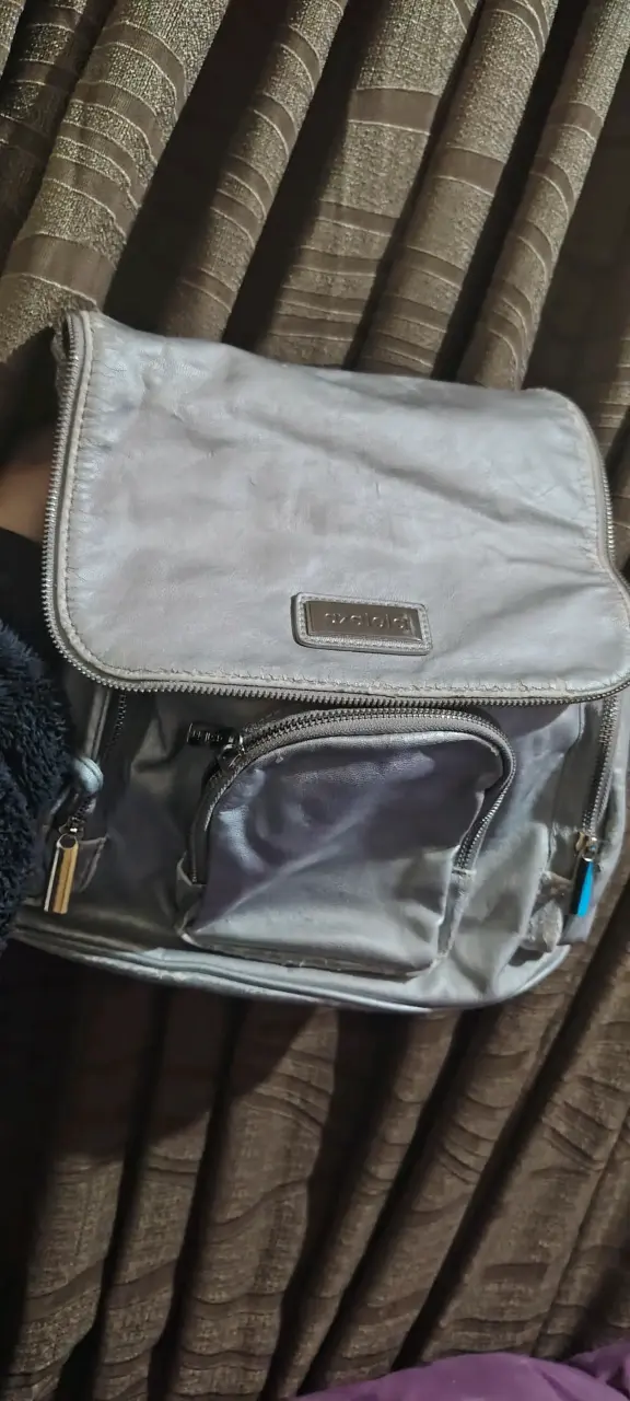 Bolso plateado Azaleia con cierre - 2