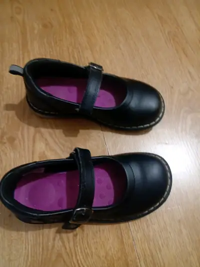 Zapatos escolares negros para niña $20.000 - miniatura 2
