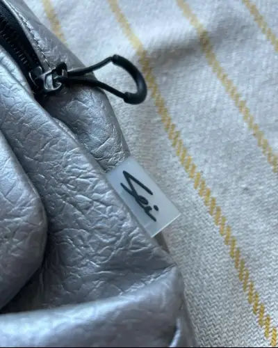 Mochila computador plata - miniatura 3
