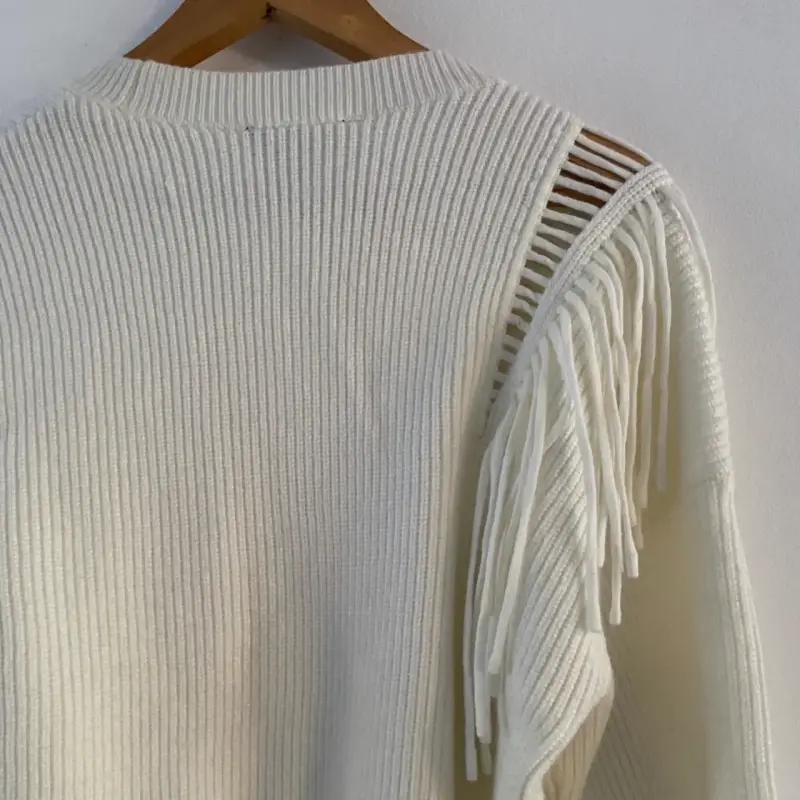 Suéter Vero Moda blanco con detalle de flecos - 4