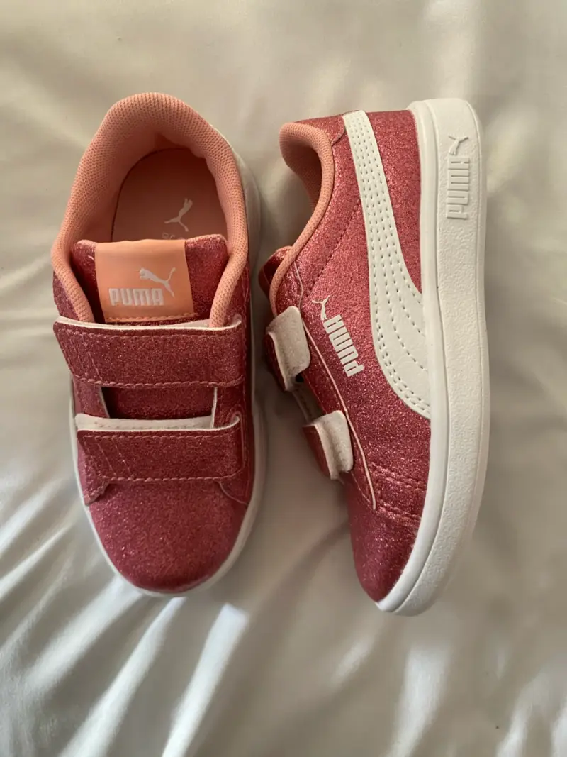 Zapatillas Puma rosadas con velcro talla 28 - 4