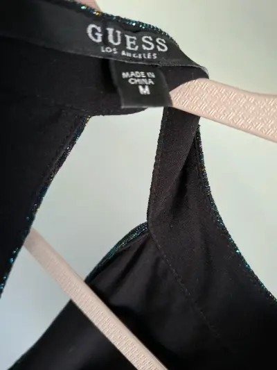 Vestido de fiesta con brillo Guess - miniatura 3