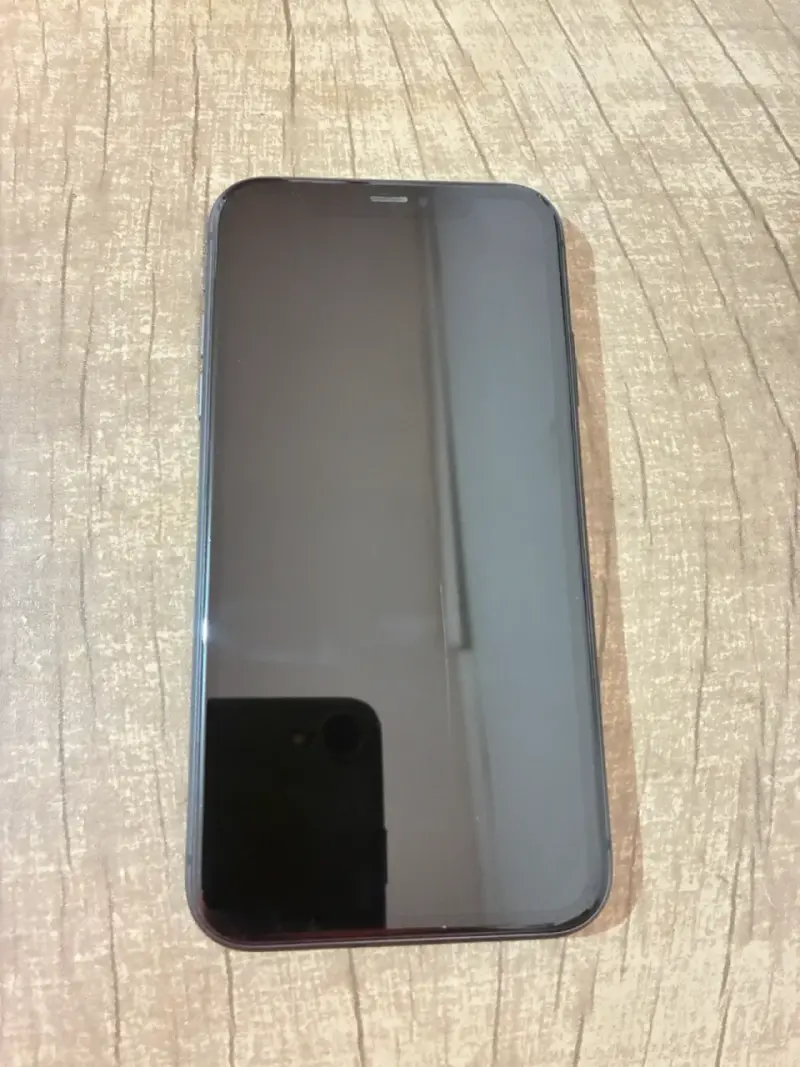 iPhone 11 negro - 3