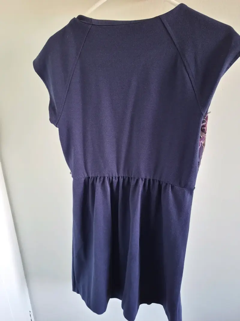 Vestido floral Daisy Fuentes azul y morado - 3