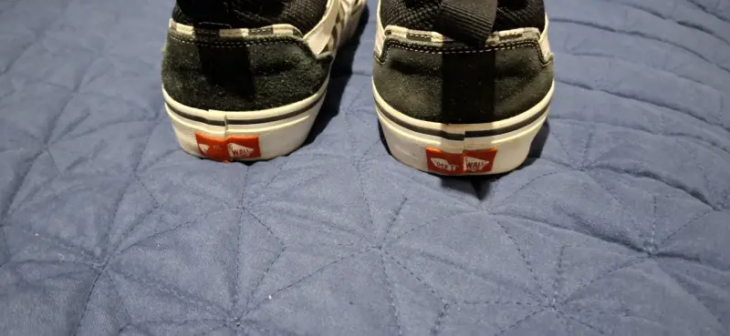 Zapatillas Vans negras a cuadros - 4