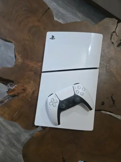 Consola PlayStation 5 slim con control DualSense - miniatura 1