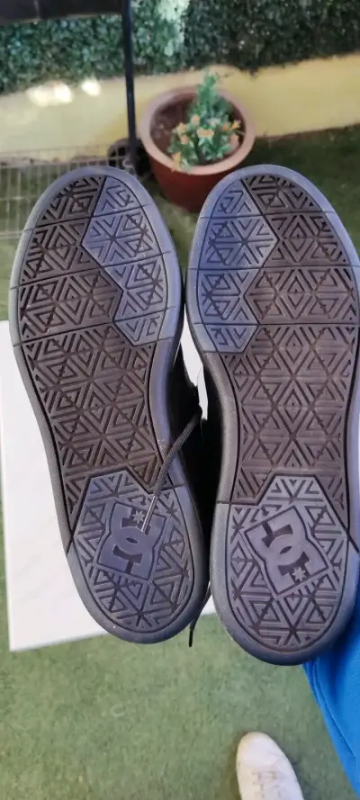 Zapatillas negras DC Shoes para hombre - miniatura 5