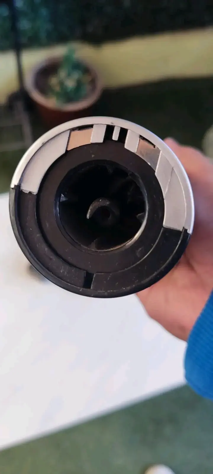 Sacacorchos eléctrico Oster con base - 2
