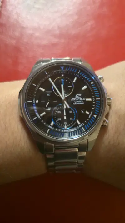 Casio Edifice EFR-S572 Slim Cristal De Zafiro - miniatura 1