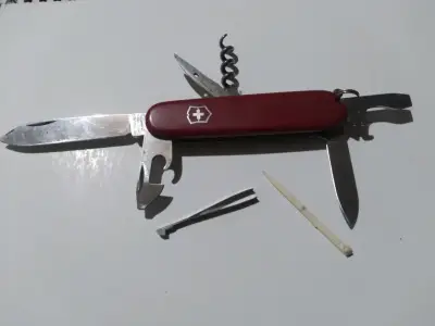 Navaja suiza multifuncional Victorinox - miniatura 1