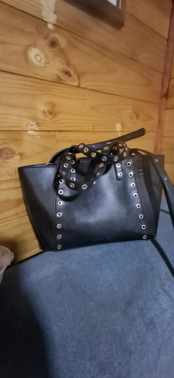 Bolso negro con ojales French Connection - 2