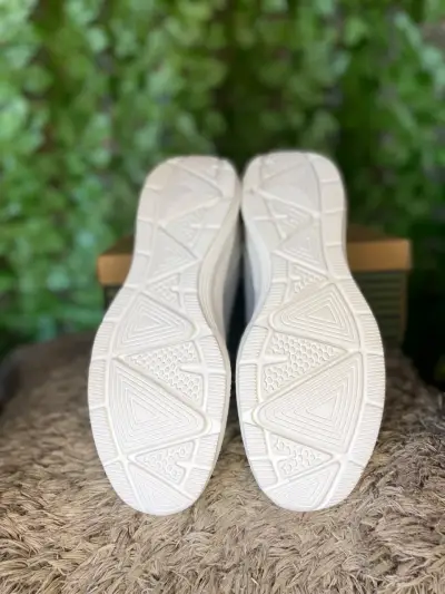 Zapatillas deportivas grises de malla - miniatura 2