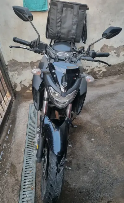 Fz25 año2024 - miniatura 2