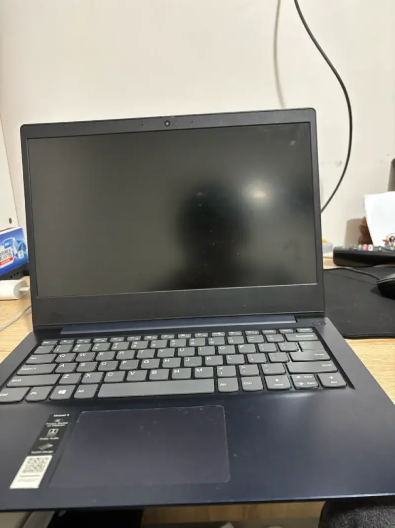 Notebook Lenovo IdeaPad 14 pulgadas - 1