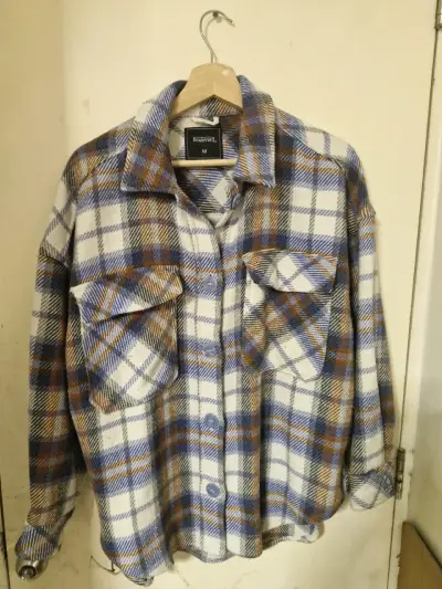 Vendo dos chaquetas de lanilla boulevard,  talla M - miniatura 2