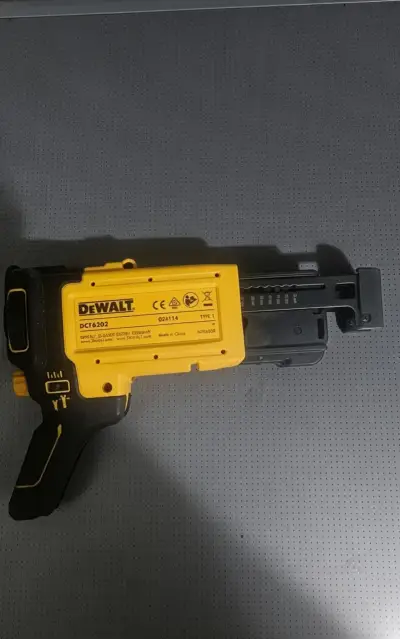 Cargador Rápido Para Tornillos En Cinta Dewalt - miniatura 2