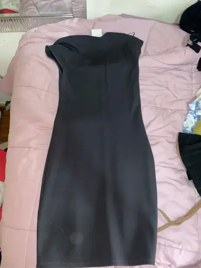 Vestido negro sin mangas nuevo con etiqueta - miniatura 2