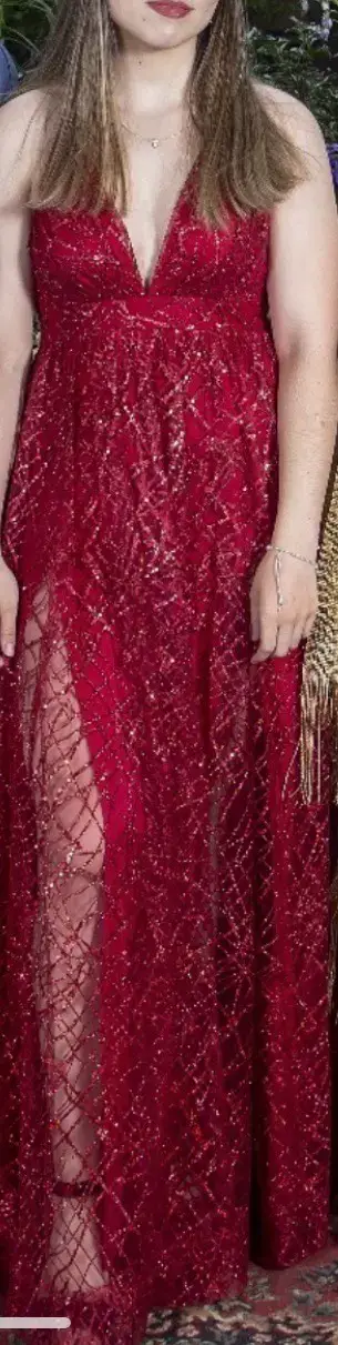 Vestido largo rojo con lentejuelas y abertura - miniatura 3