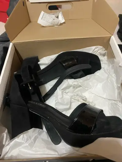 Sandalias negras de tacón alto Collini - miniatura 1