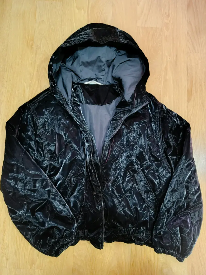 Chaqueta negra acolchada para mujer - 6
