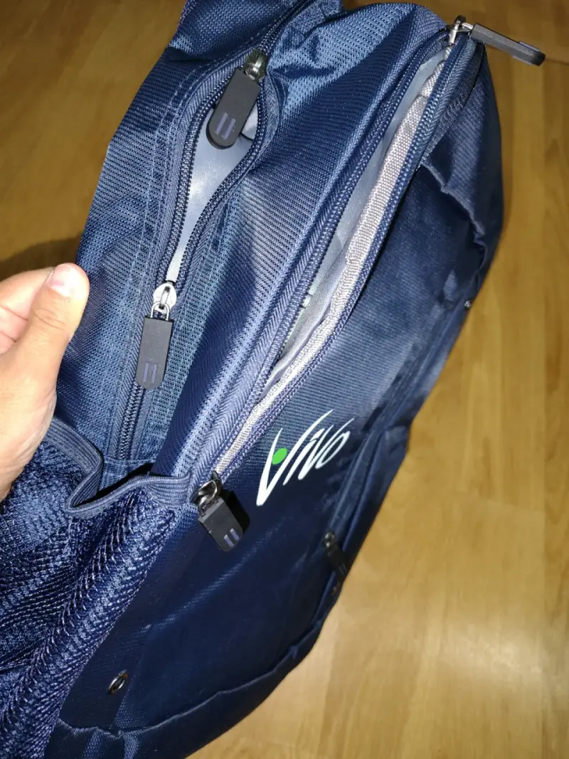 Mochila azul Vivo con múltiples compartimentos - 3