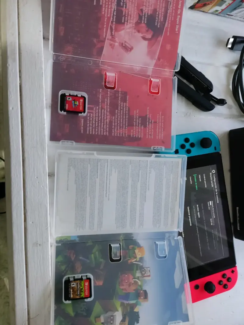 Nintendo Switch V2 con juegos - 4