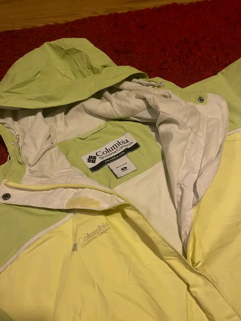 Parka liviana Columbia talla M - 1