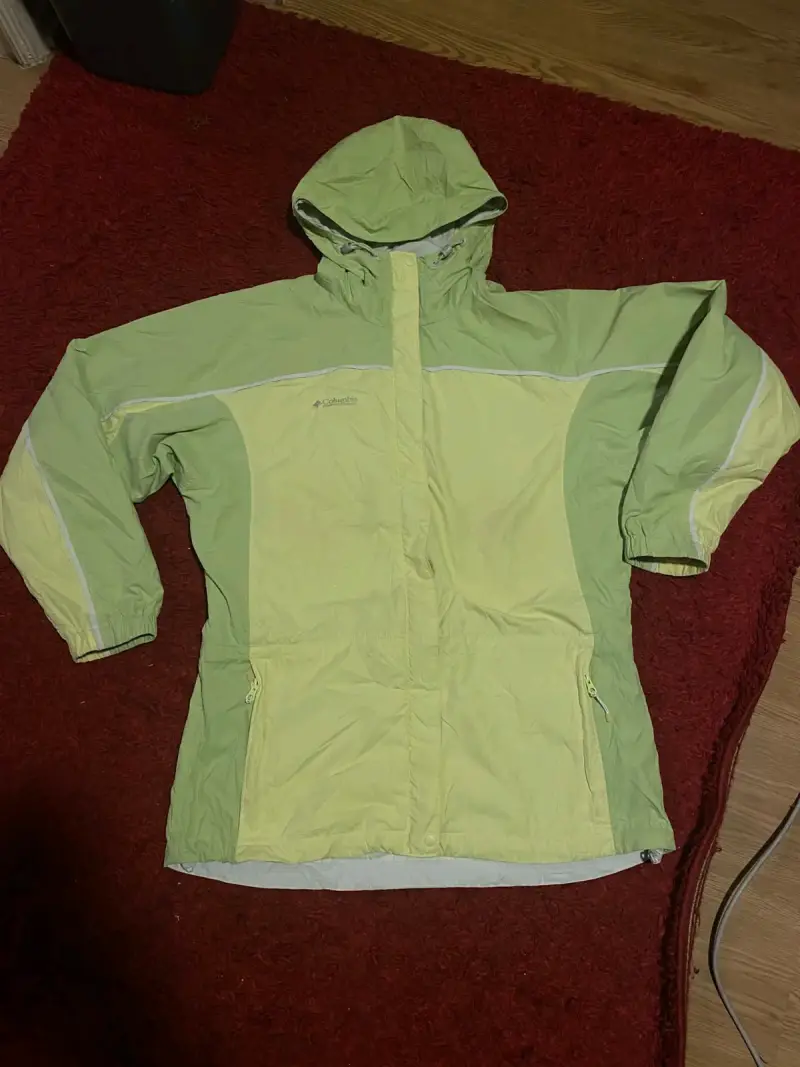 Parka liviana Columbia talla M - 2