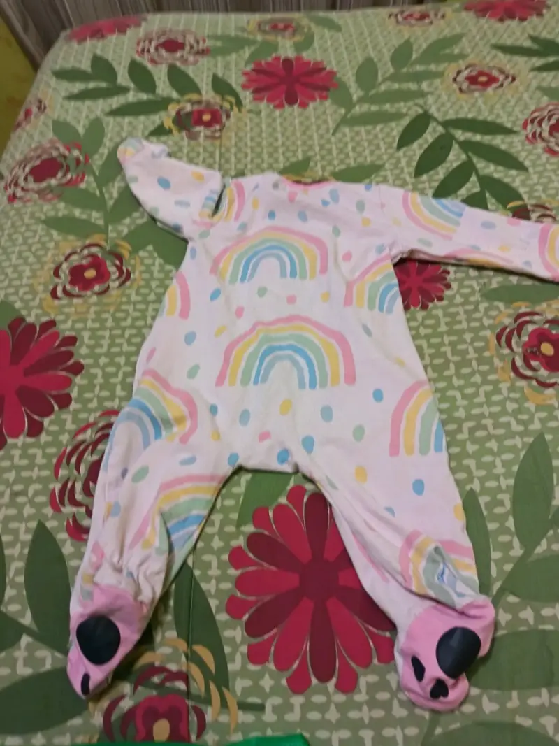 Enterito de bebé con diseño de oso rosado - 2