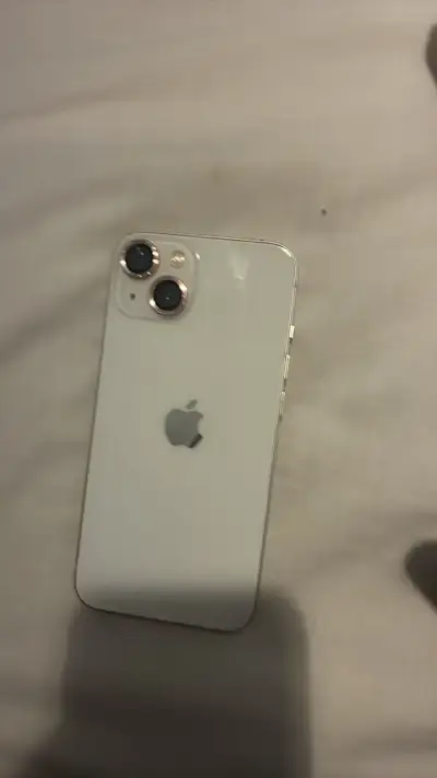 I phone 13 en buen estado - miniatura 2