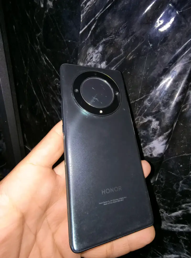 Honor Magic 5 lite con pantalla curva - 4