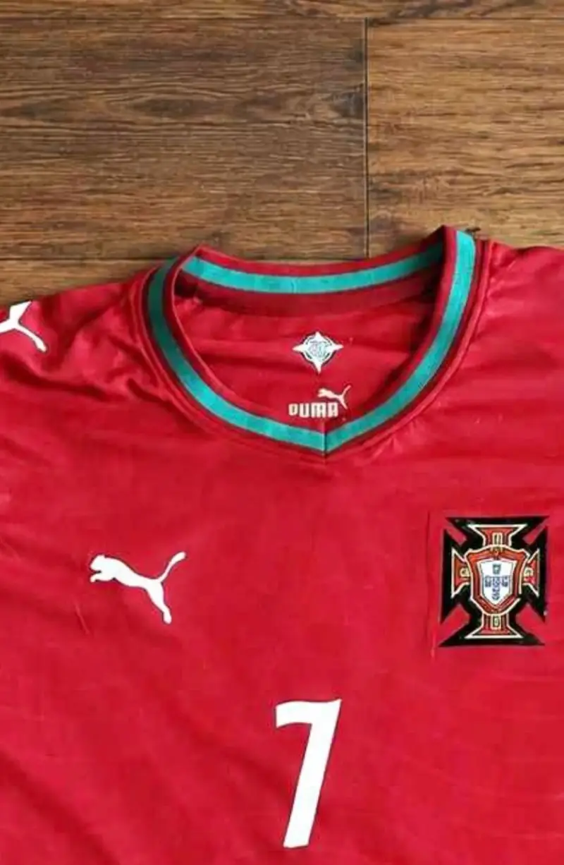 Camiseta de fútbol Portugal Ronaldo 7 - 4