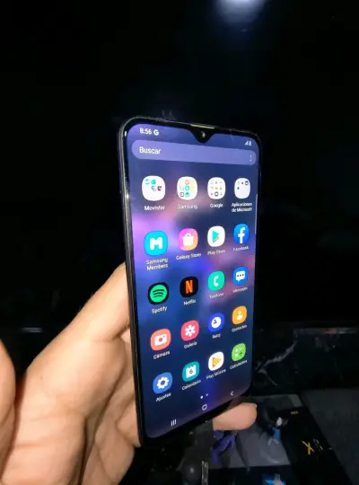 Samsung Galaxy A30s huella en pantalla - miniatura 2