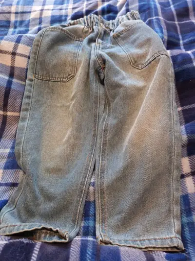 Chaqueta de mezclilla con bordados étnicos - miniatura 3