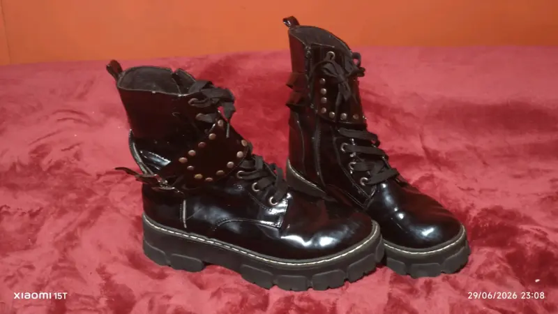 Botas negras de cuero con plataforma - 3