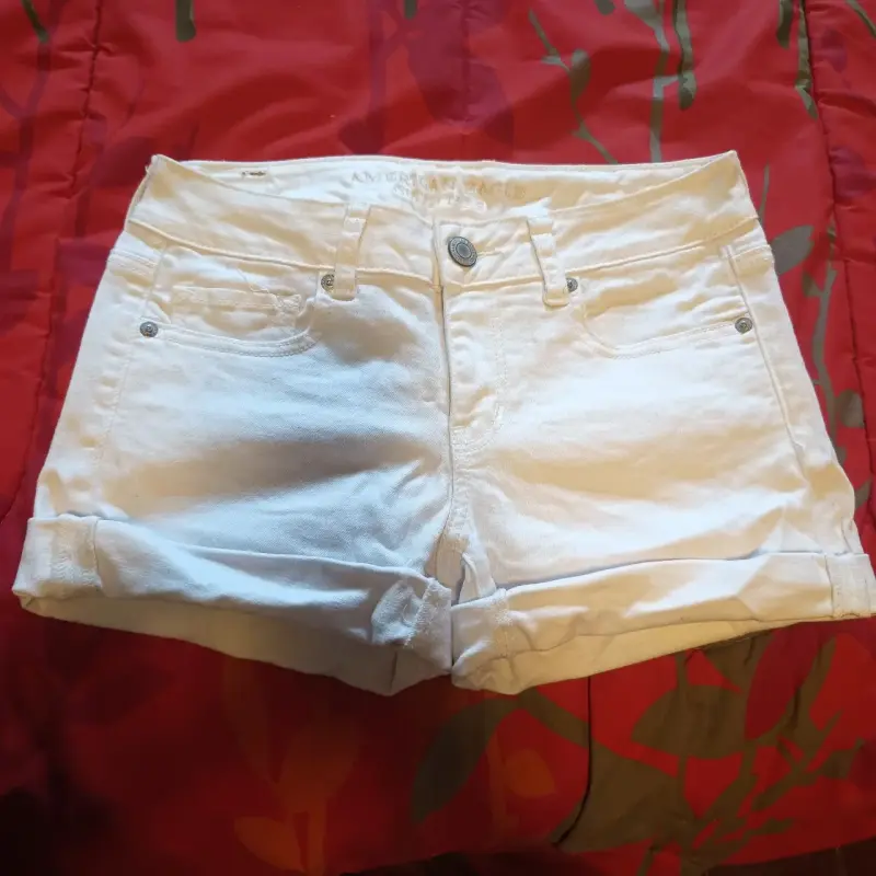 Shorts blancos American Eagle para mujer - 1