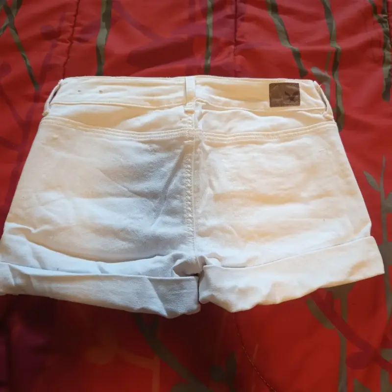 Shorts blancos American Eagle para mujer - 2