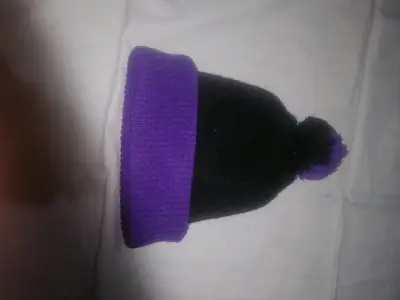 Vestido negro con mangas abullonadas beige - miniatura 6