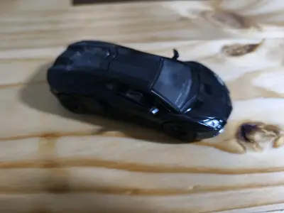 Set de autos de juguete deportivos a escala - miniatura 2